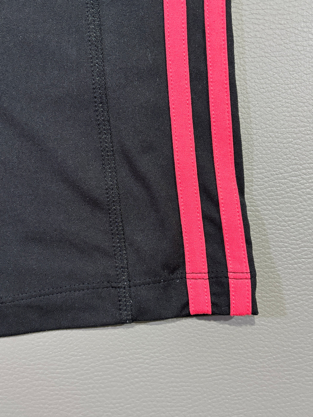 Adidas ženska sportska majica - M