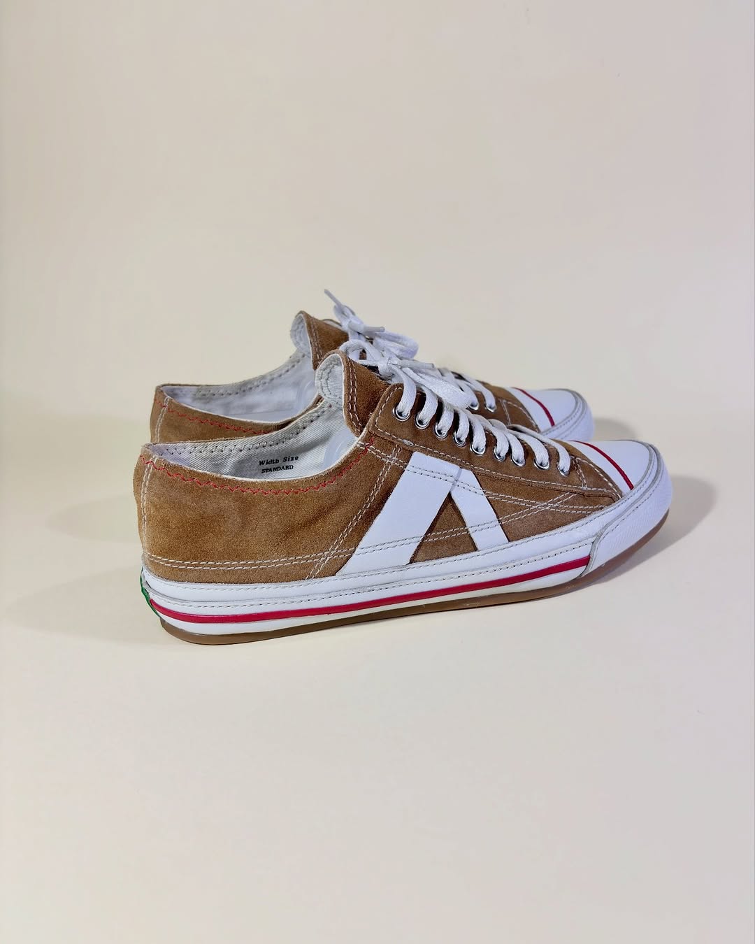 PF•FLYERS (38)