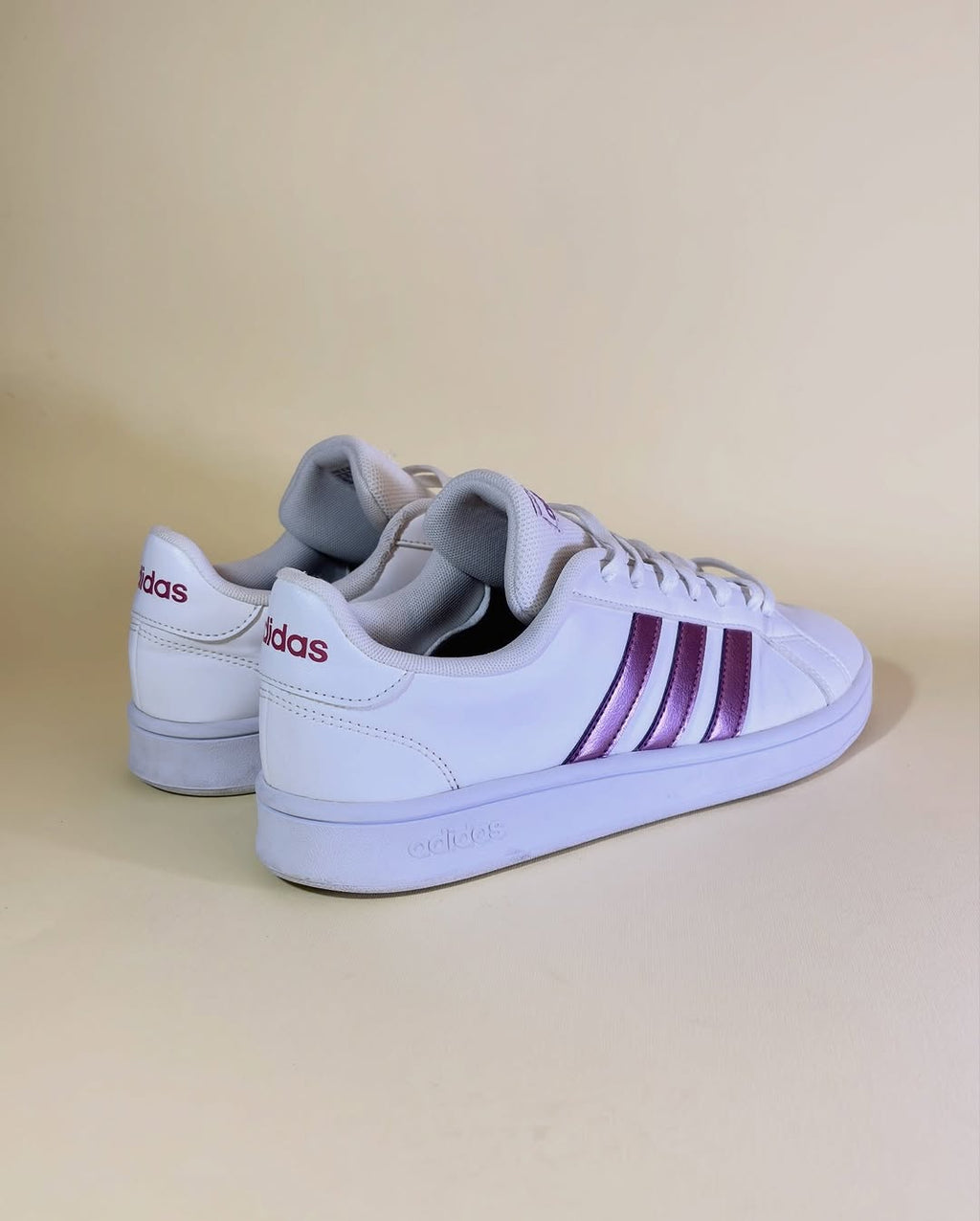 Adidas Grand Court (40)