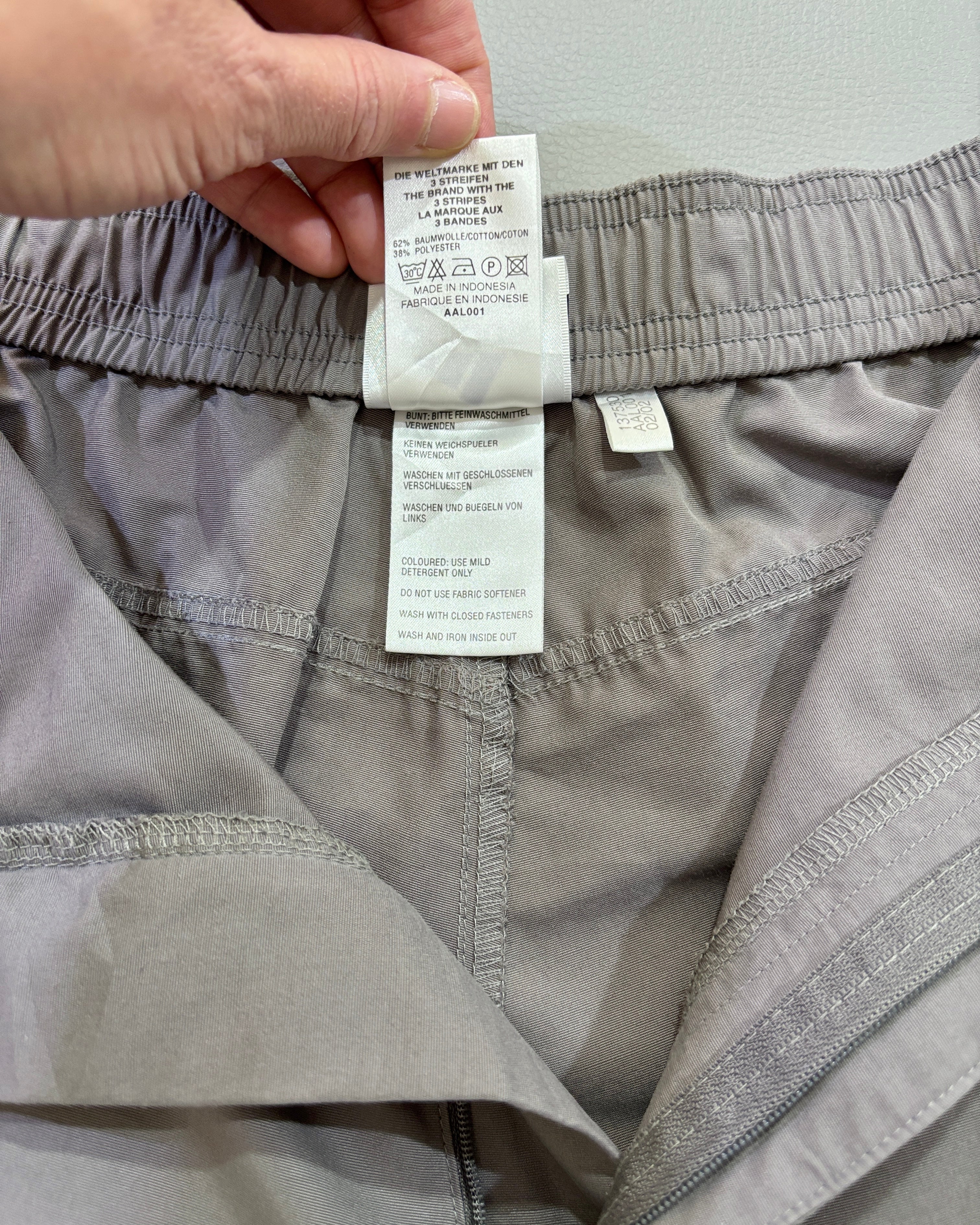 Adidas muške 3/4 pantalone – 36