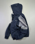 Nike (M)