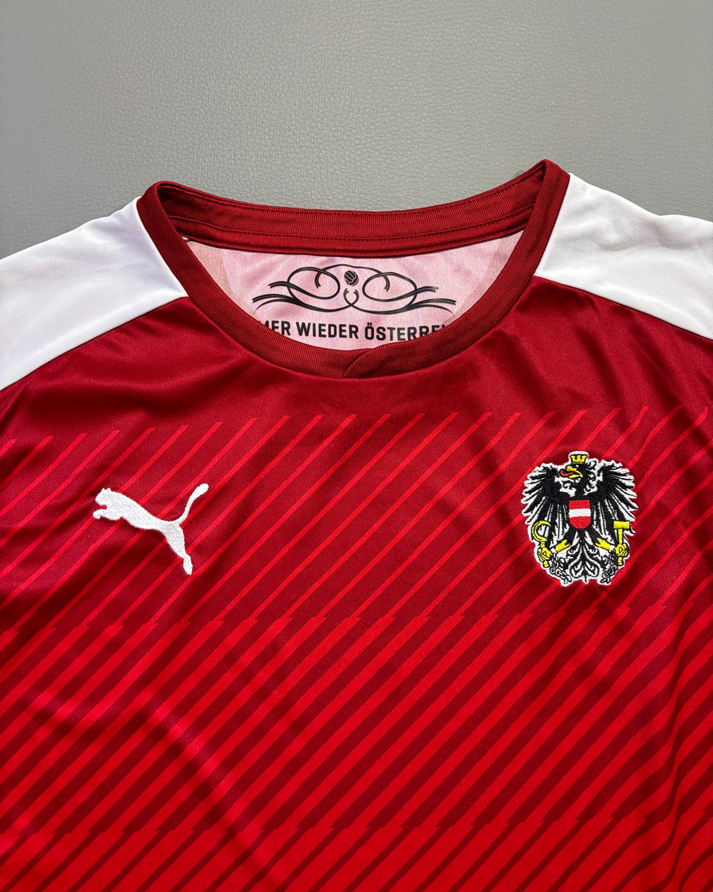 Puma Austria reprezentativna fudbalska majica DryCell - M