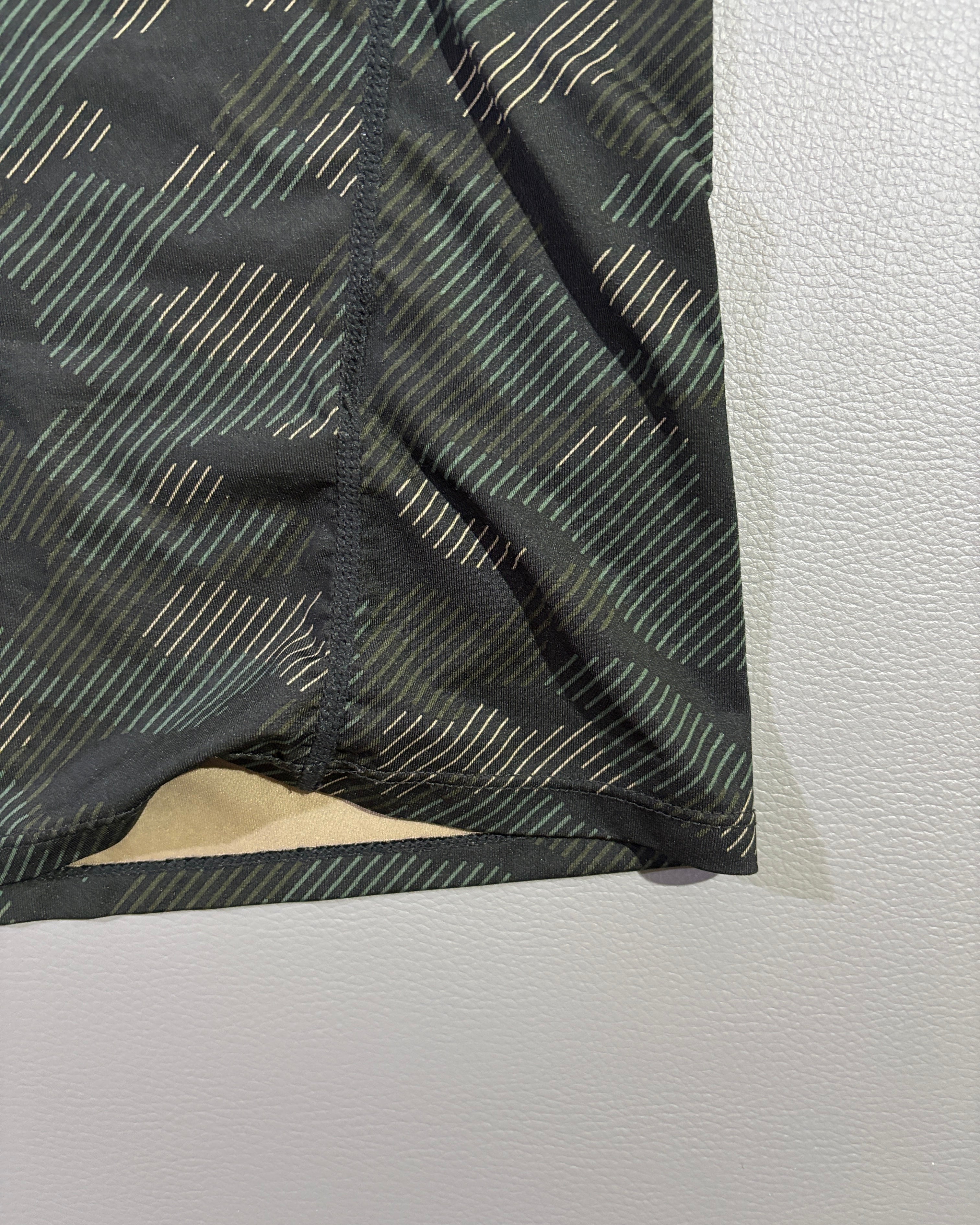 H&M muška sportska majica - M