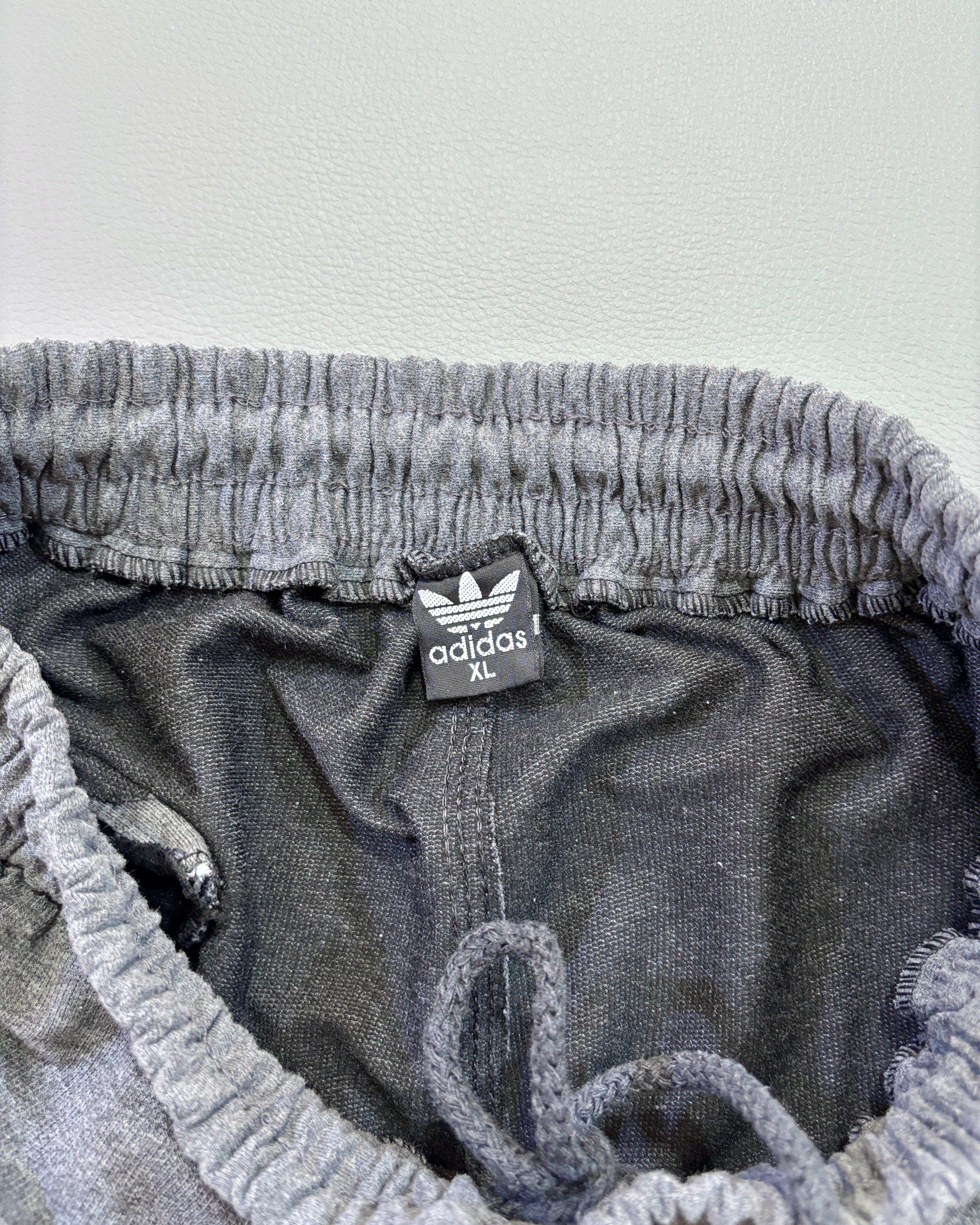 Adidas muške pamučne 3/4 trenerke – XL