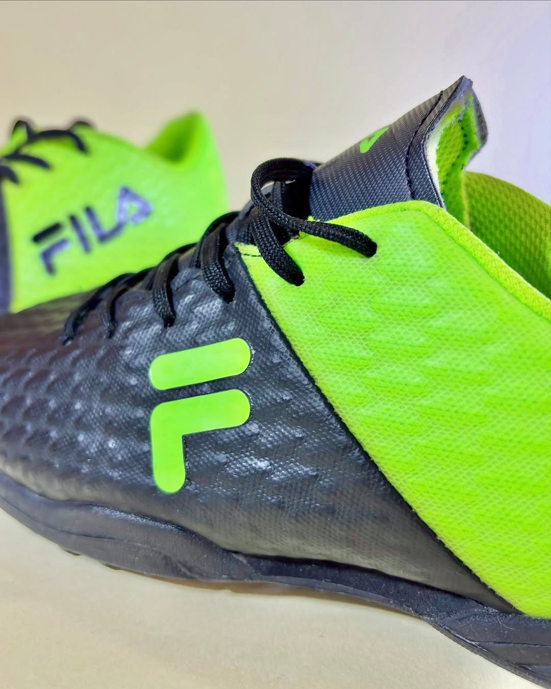 Fila (40)