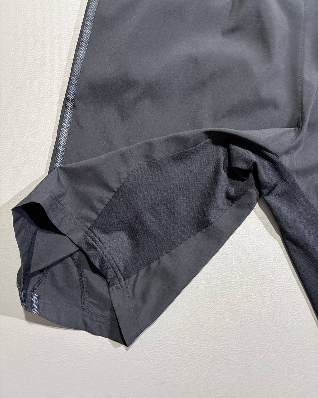 Adidas (M)