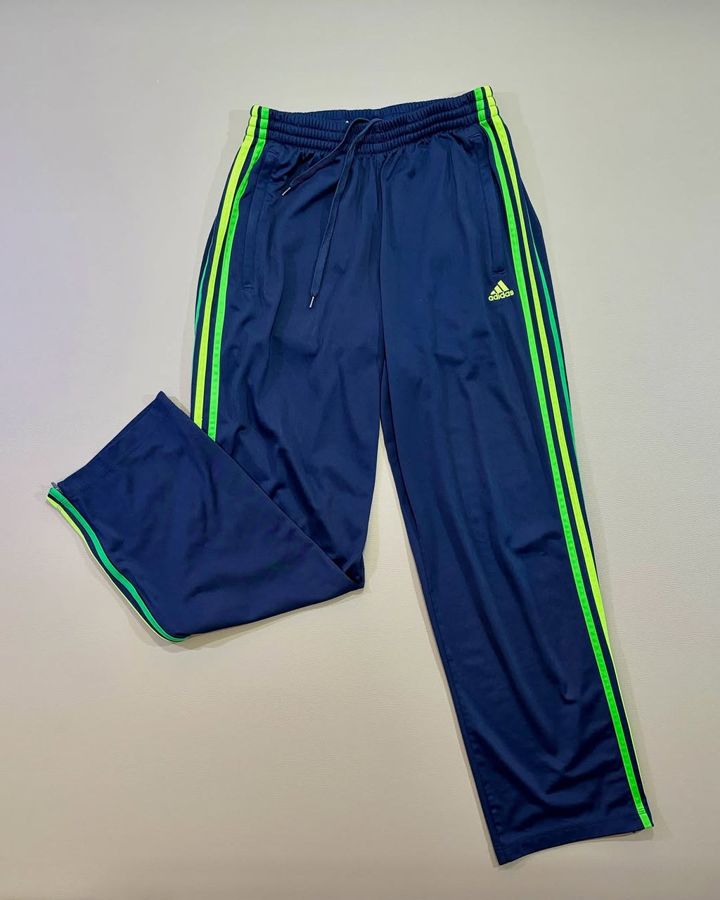 Adidas (S)