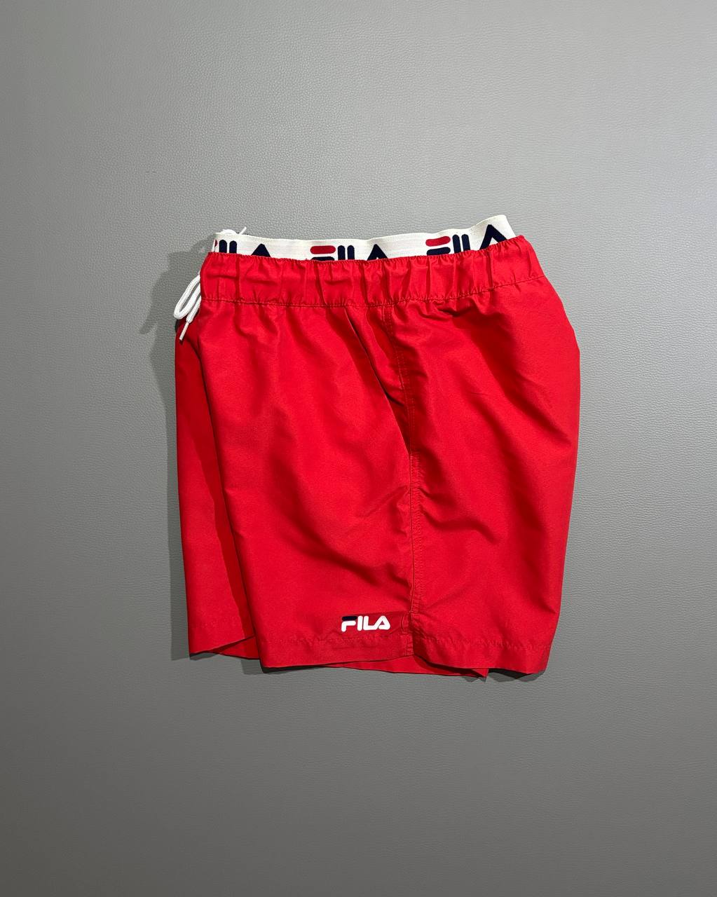 Fila (L)