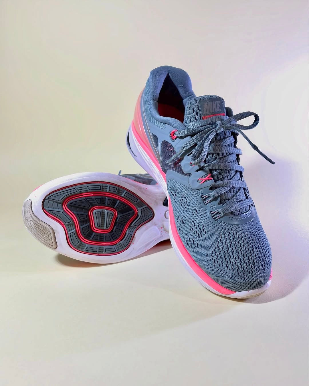 Nike Women’s (38.5)