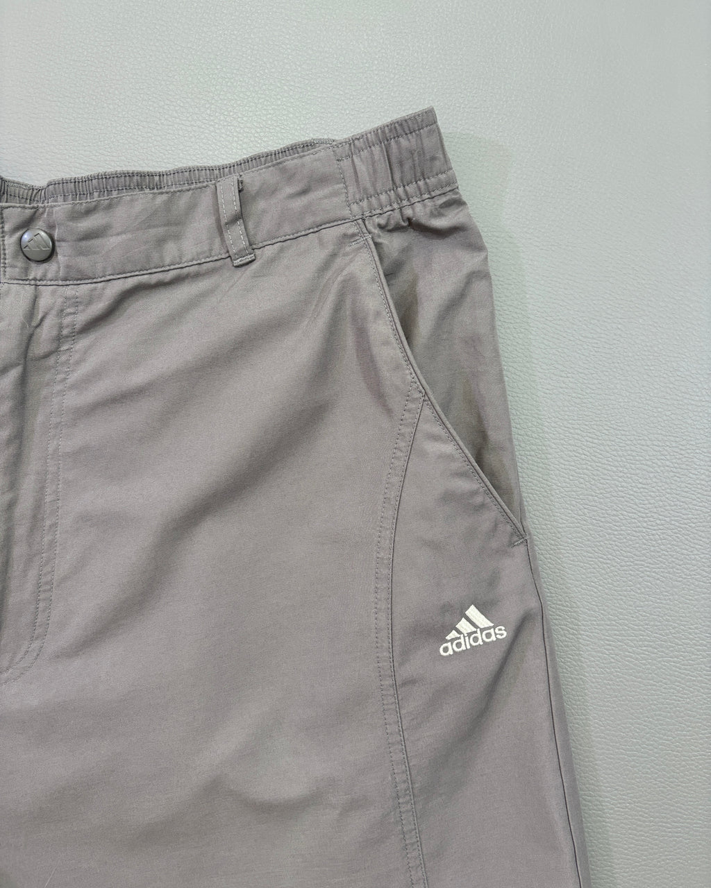 Adidas muške 3/4 pantalone – 36