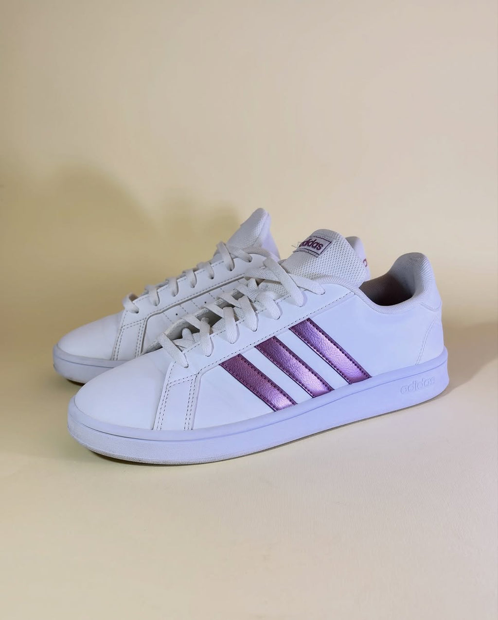 Adidas Grand Court (40)