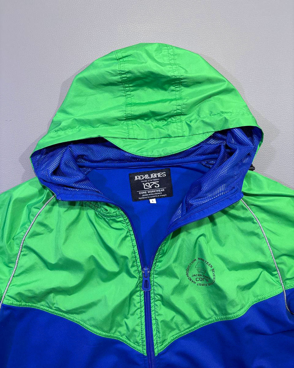 Jack & Jones gornji deo trenerke muški sa kapuljačom – L