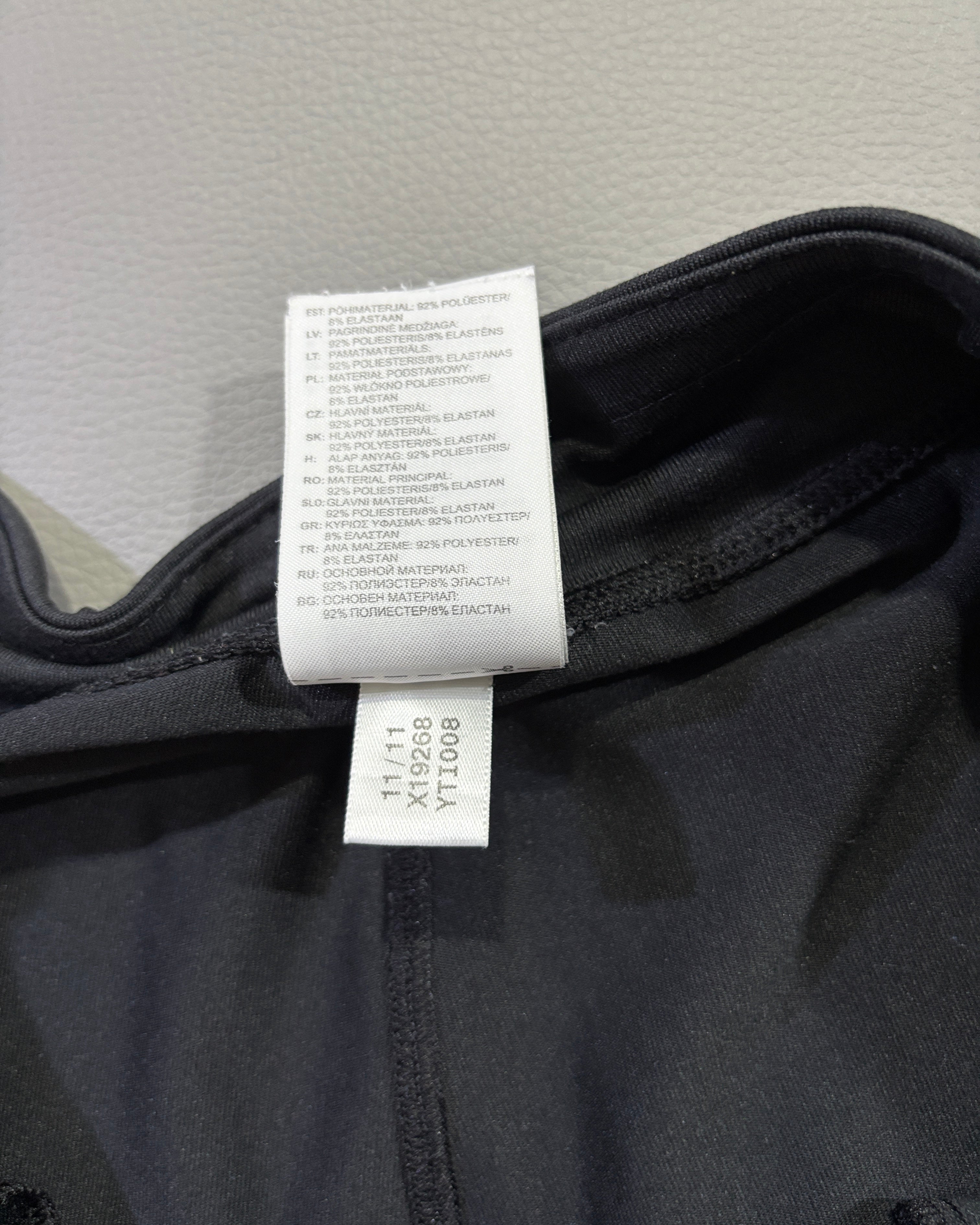 Adidas ženske pantalone 3/4  Performance Essentials – L