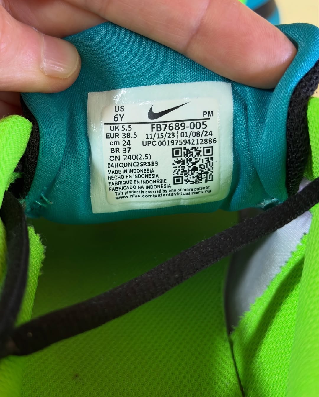 Nike Revolution 7 (38.5)