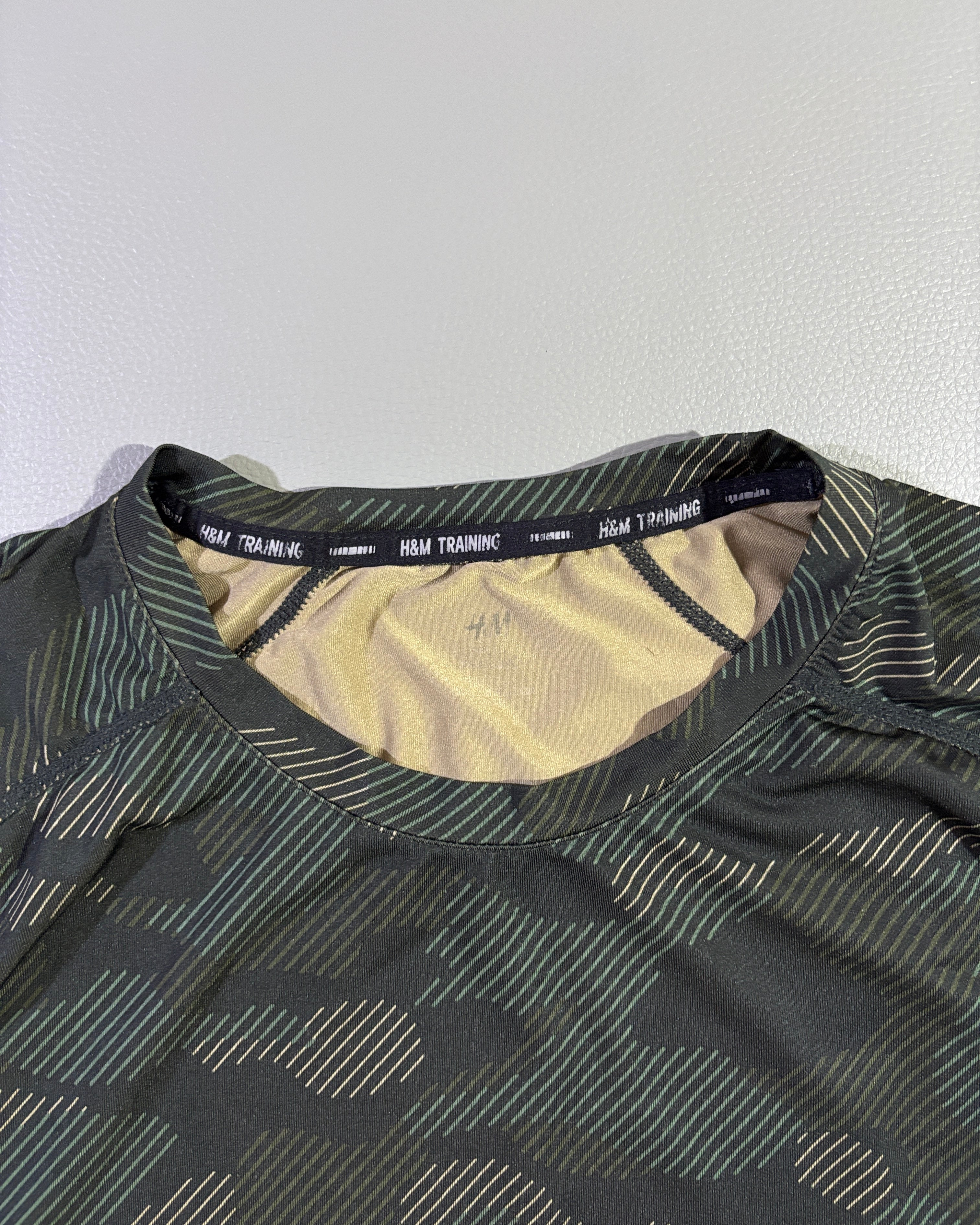 H&M muška sportska majica - M