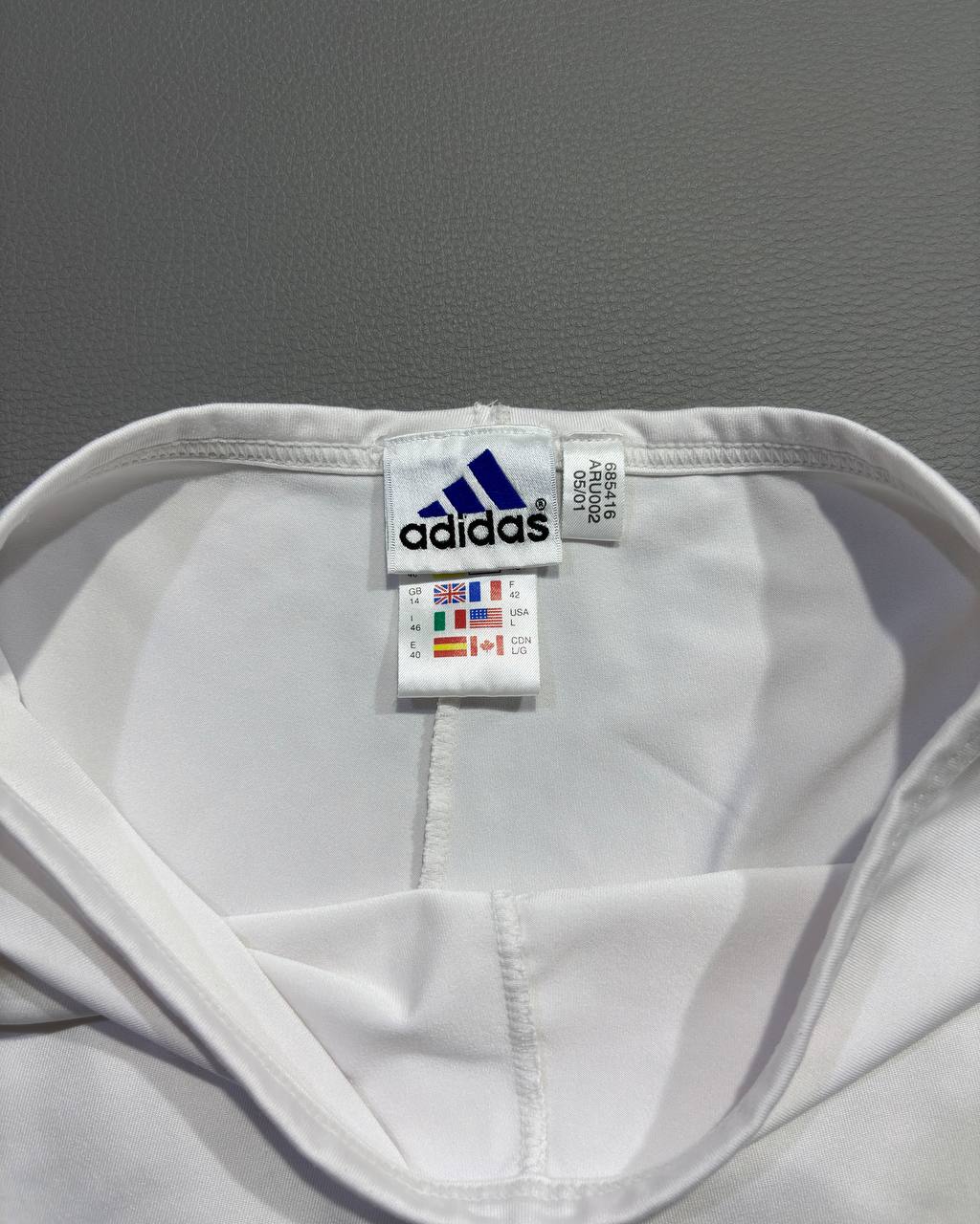 Adidas ženski šorts - XS