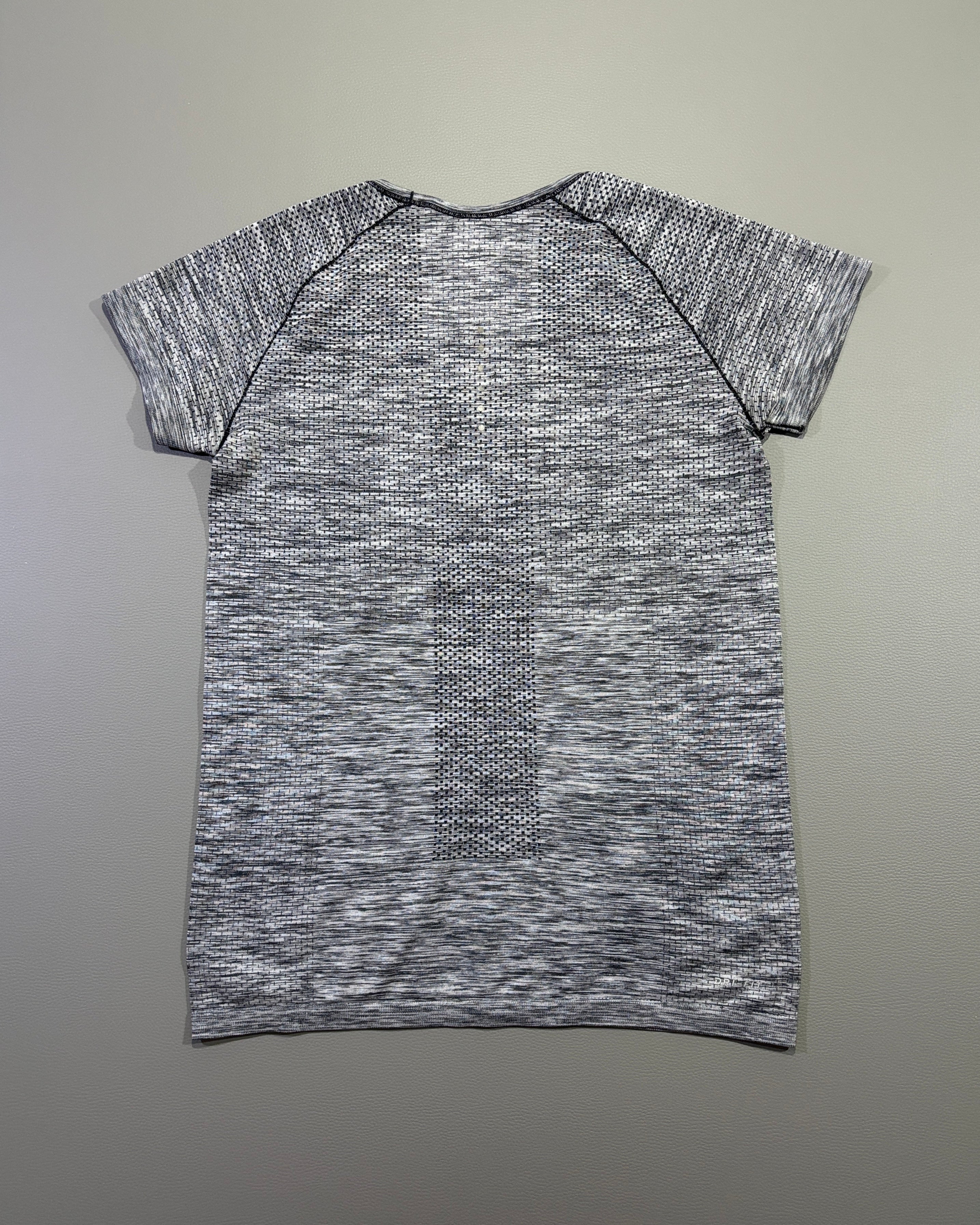 Nike Dri-FIT ženska sportska majica - M