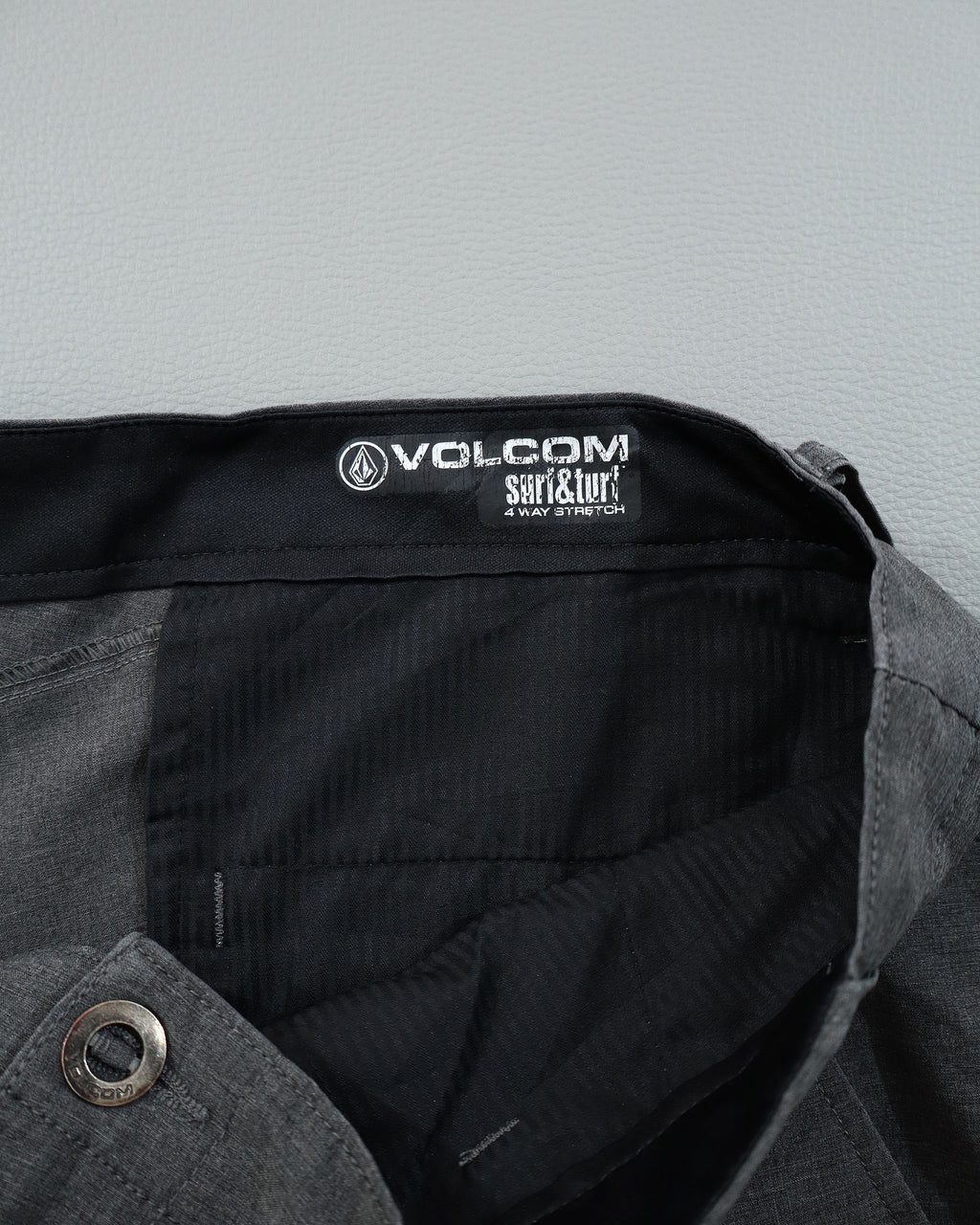 Volcom SNT & Turf muški casual šorts - 38