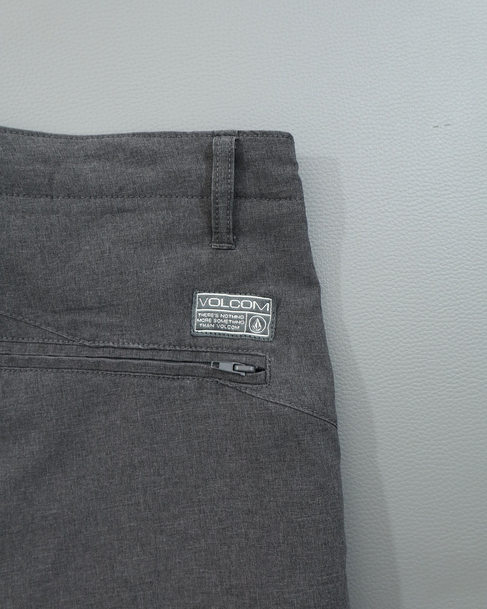 Volcom SNT & Turf muški casual šorts - 38
