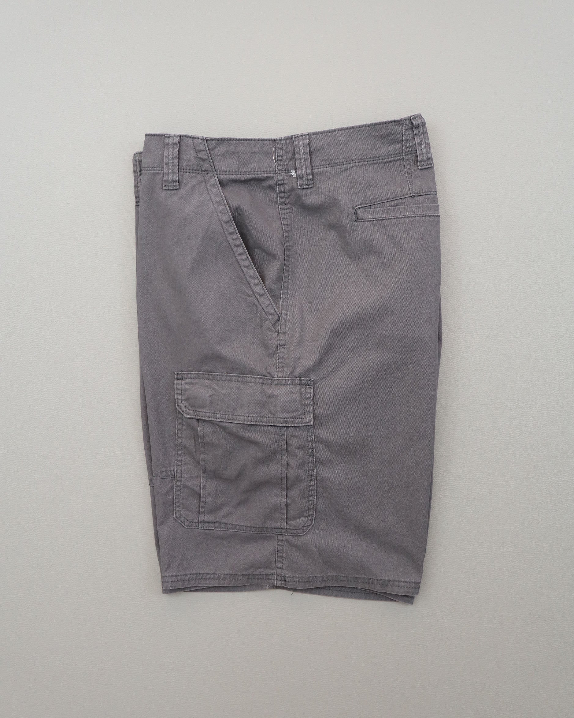 Wrangler muške cargo bermude – 44