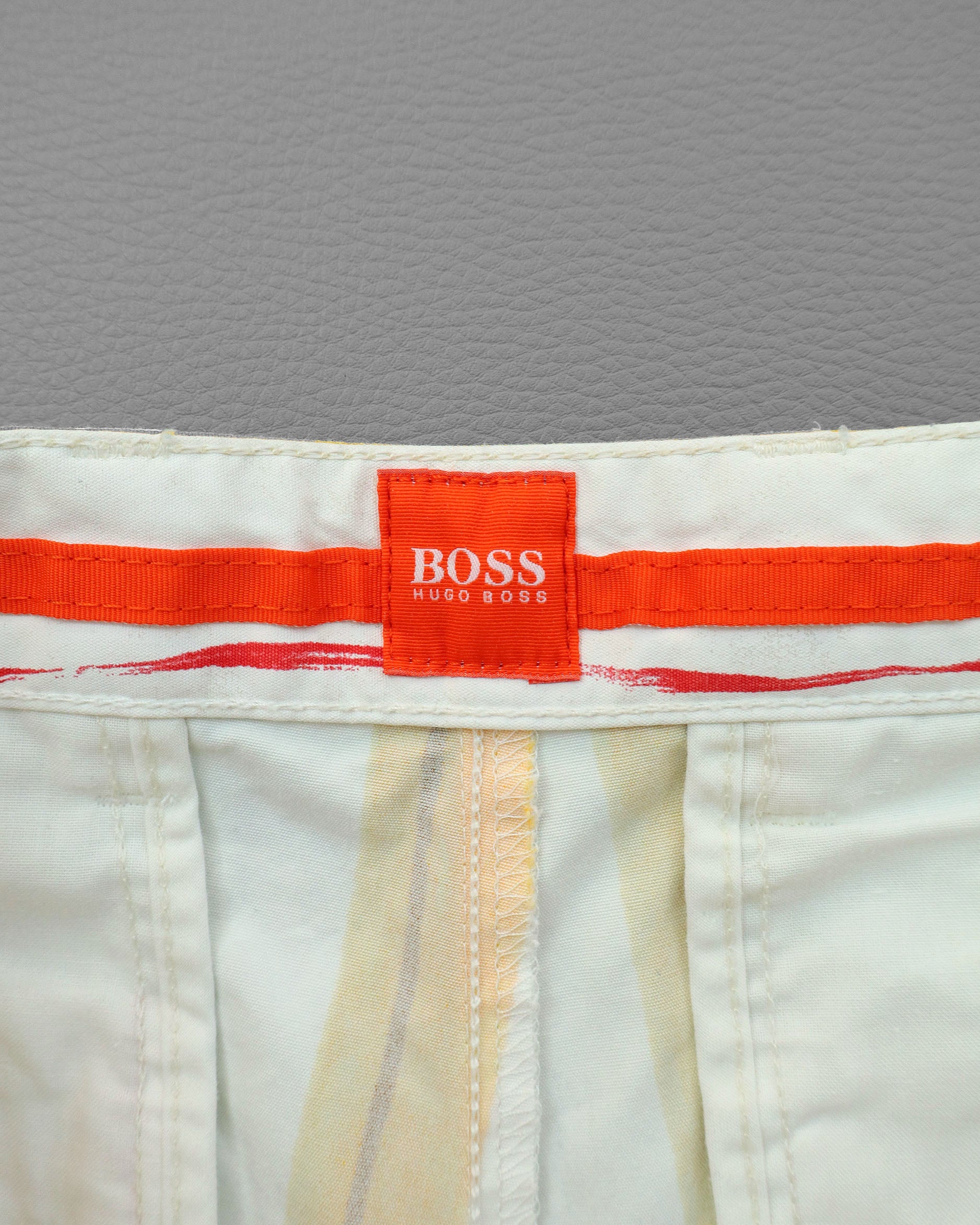 Hugo Boss muške bermude – L
