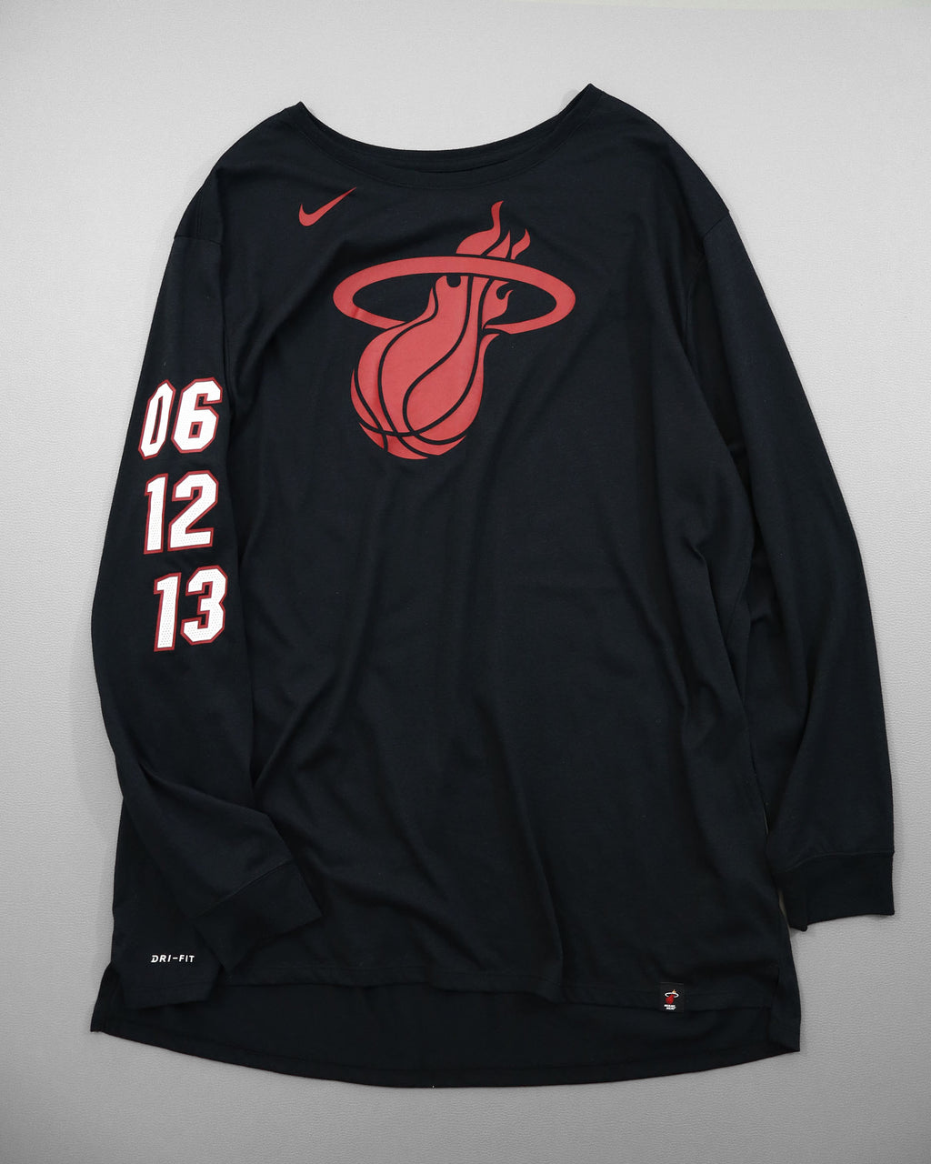 Nike NBA Miami Heat Dri-FIT majica dug rukav - XXL