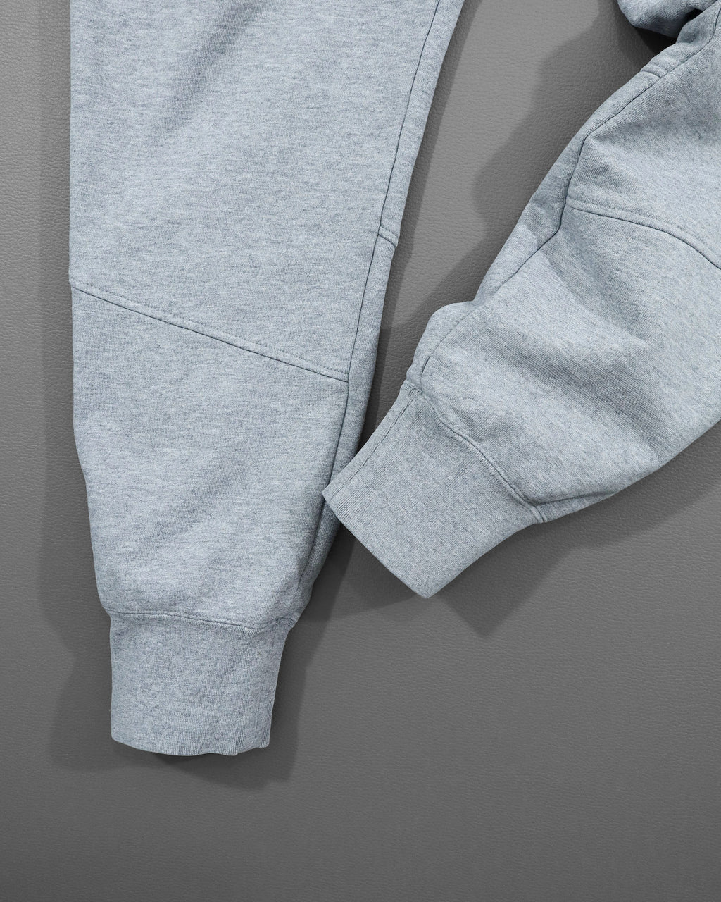Reebok muške donje trenerke – XL