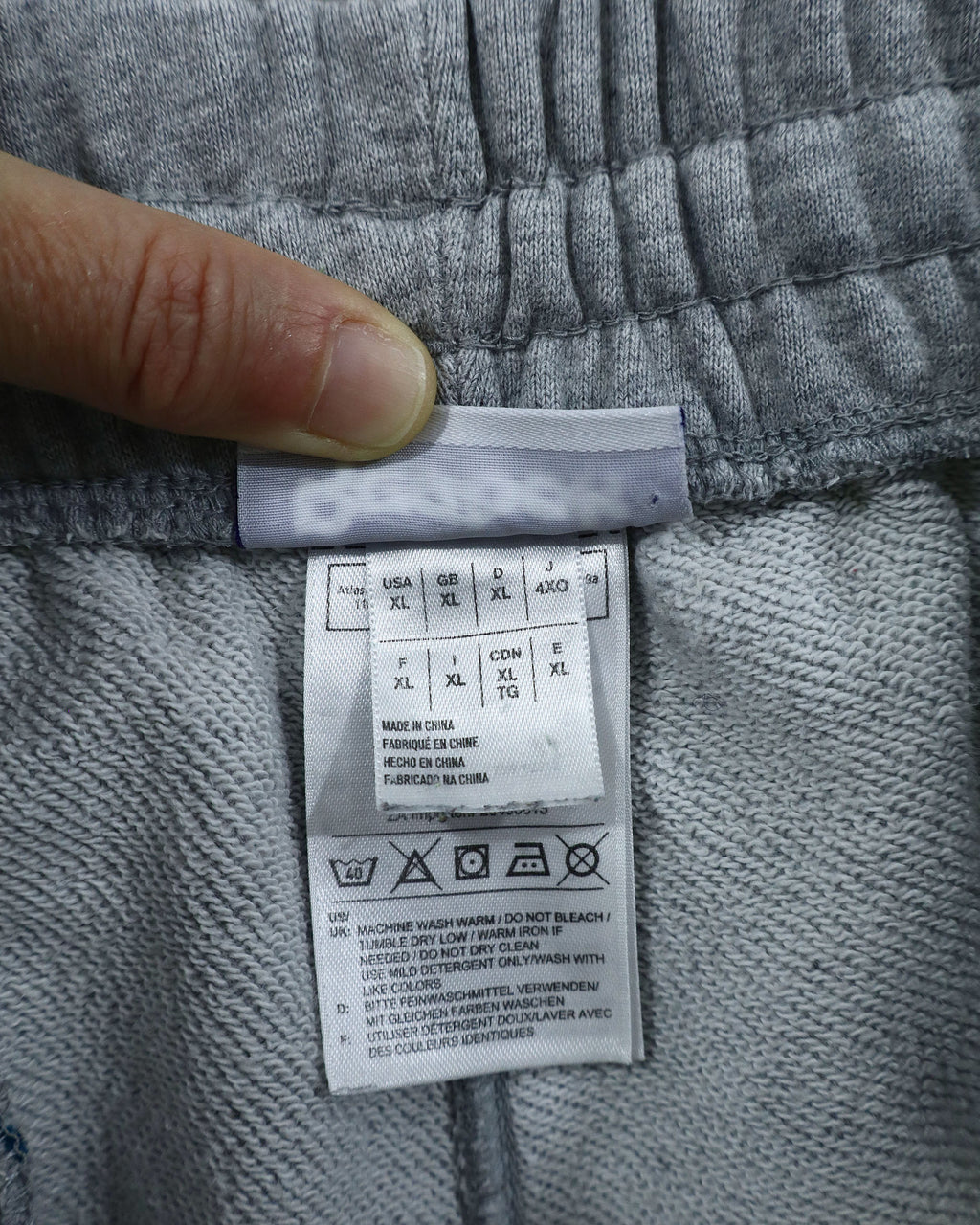 Reebok muške donje trenerke – XL