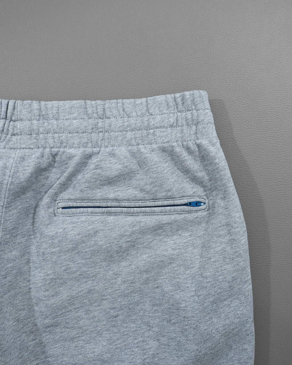 Reebok muške donje trenerke – XL