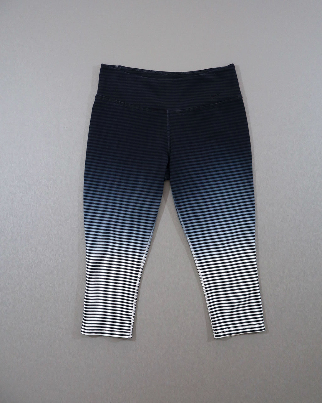 Nike ženske sportske helanke 3/4 - M