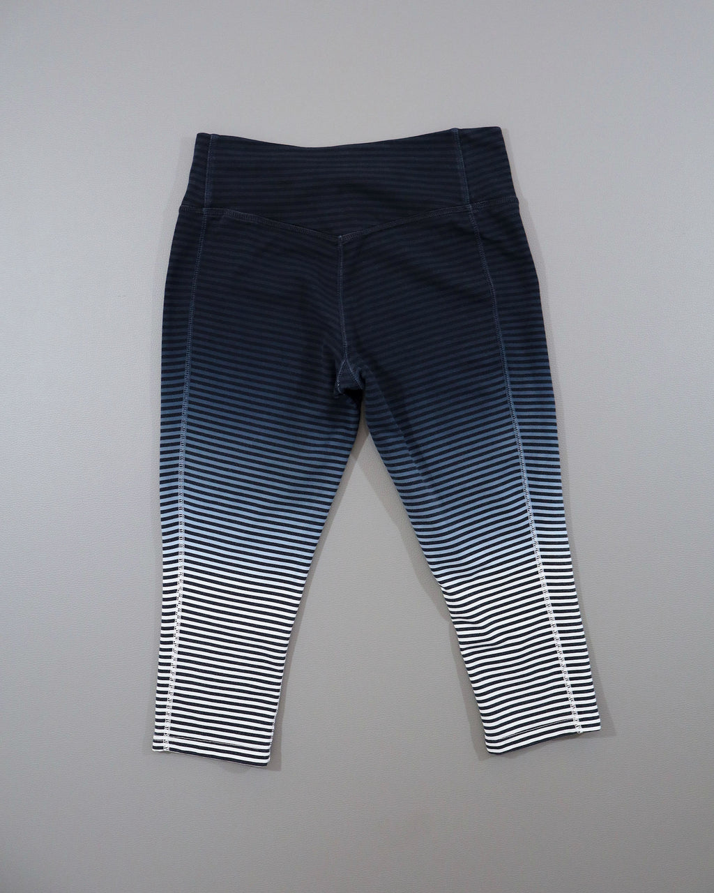 Nike ženske sportske helanke 3/4 - M