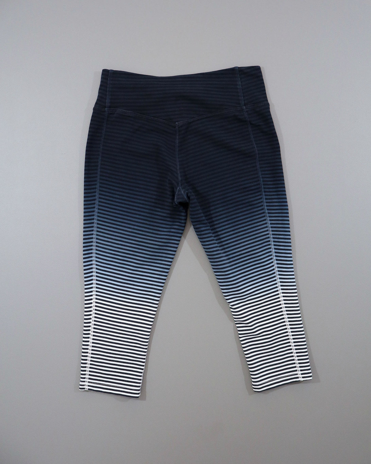 Nike ženske sportske helanke 3/4 - M