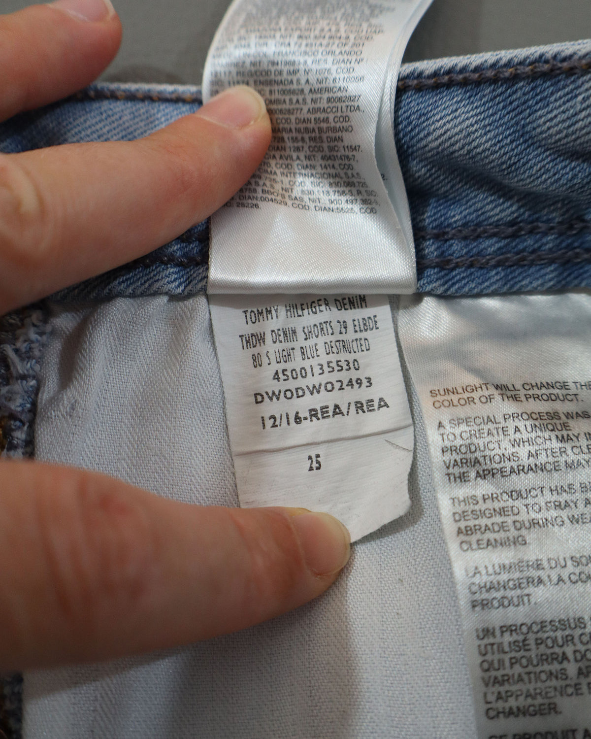Tommy Hilfiger ženski teksas šorts – 25 (XS)