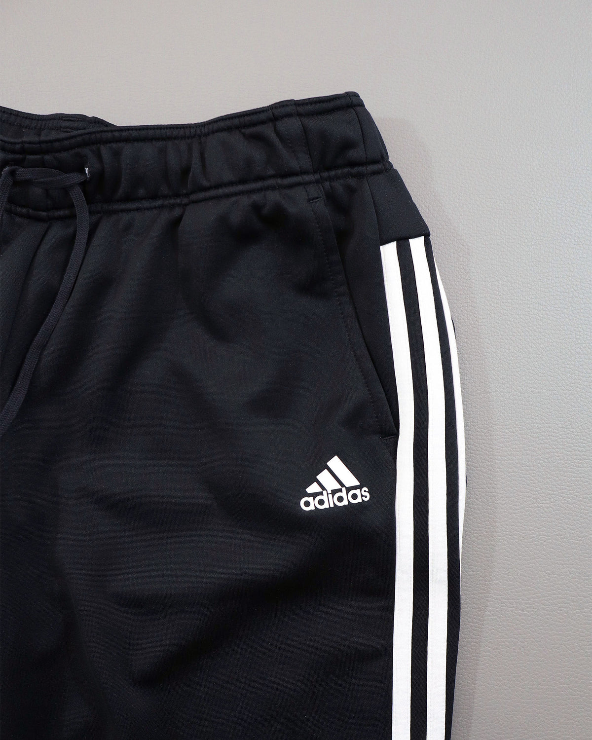 Adidas muški donji deo trenerke – XL