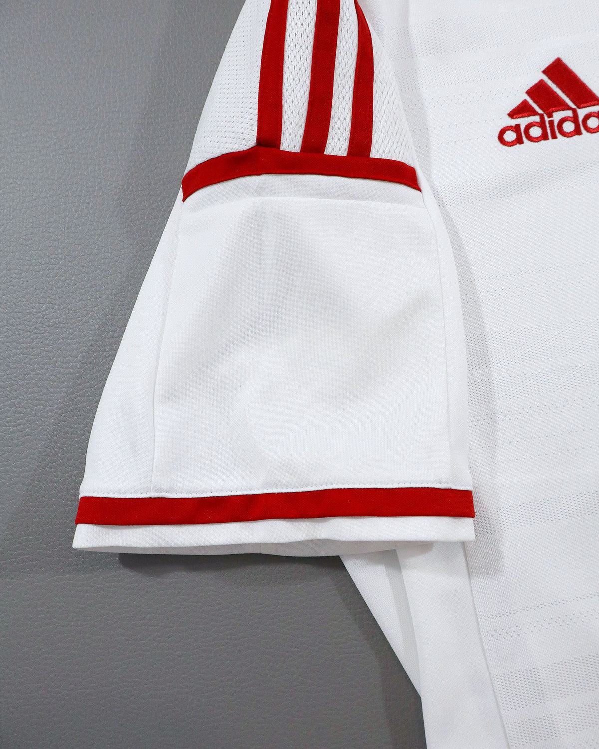 Adidas muški fudbalski dres – L