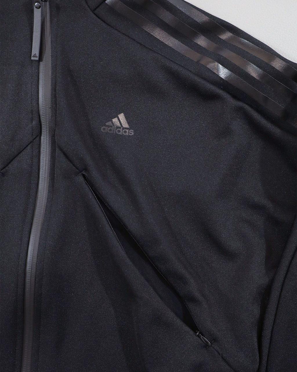 Adidas ženski gornji deo trenerke – XS