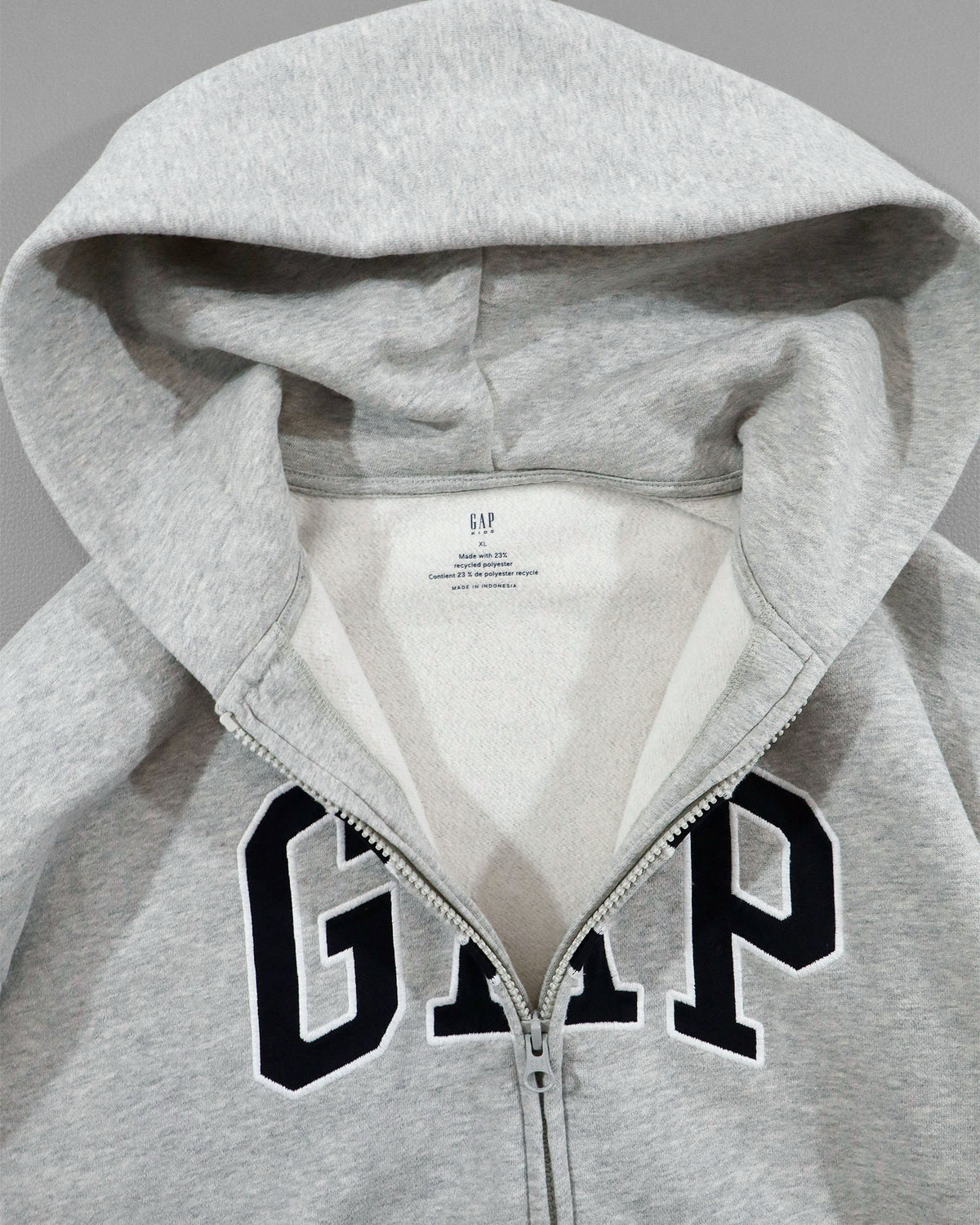 GAP Kids dečji duks sa kapuljačom – XL (150 cm)