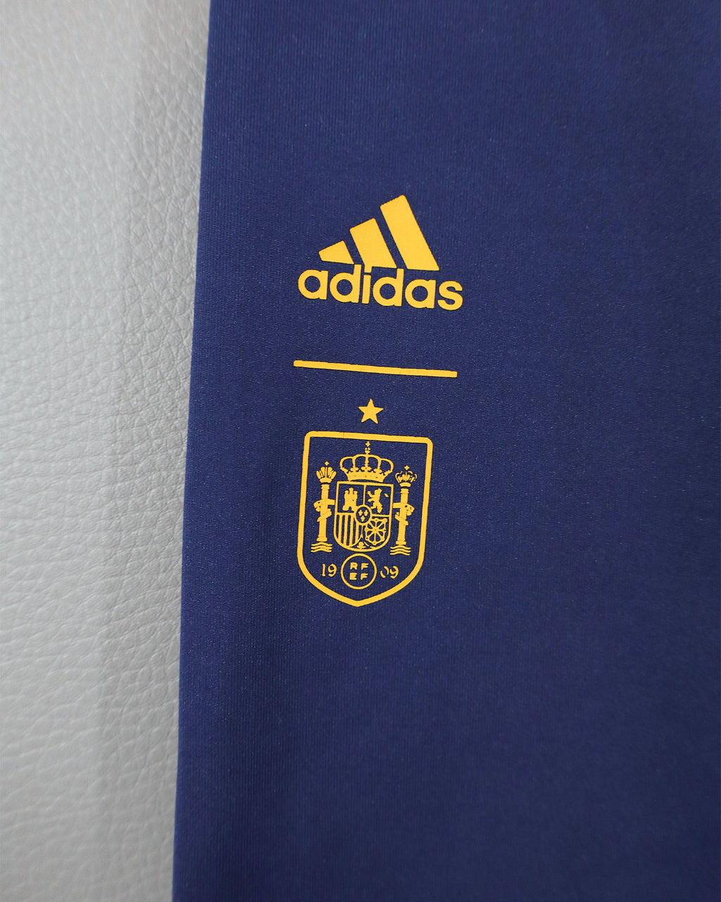 Adidas AEROREADY ženske helanke – XS