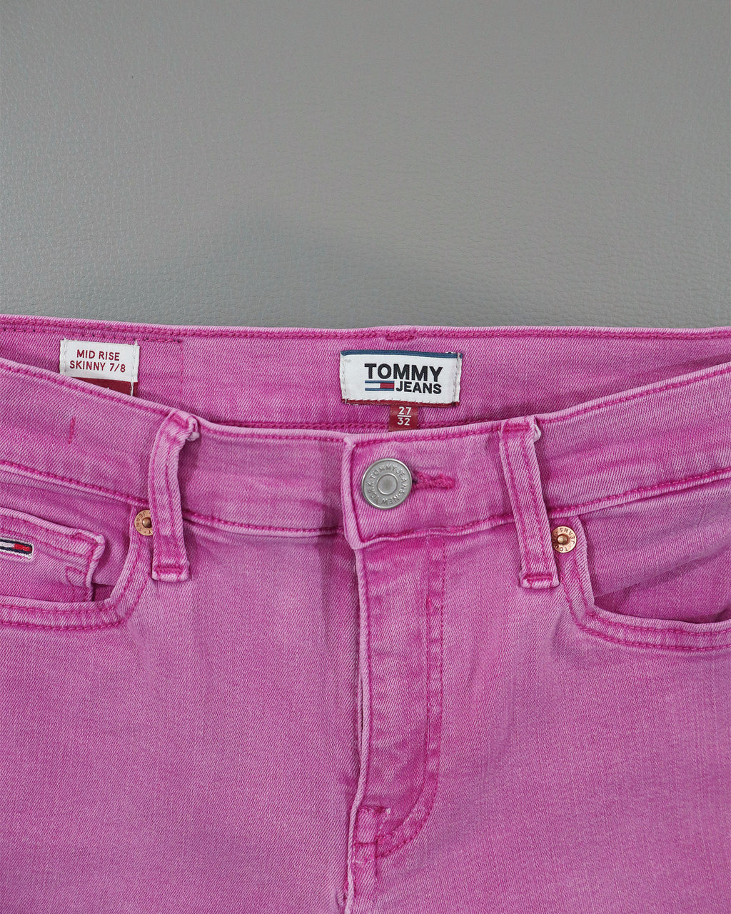 Tommy Hilfiger ženske farmerke – XS