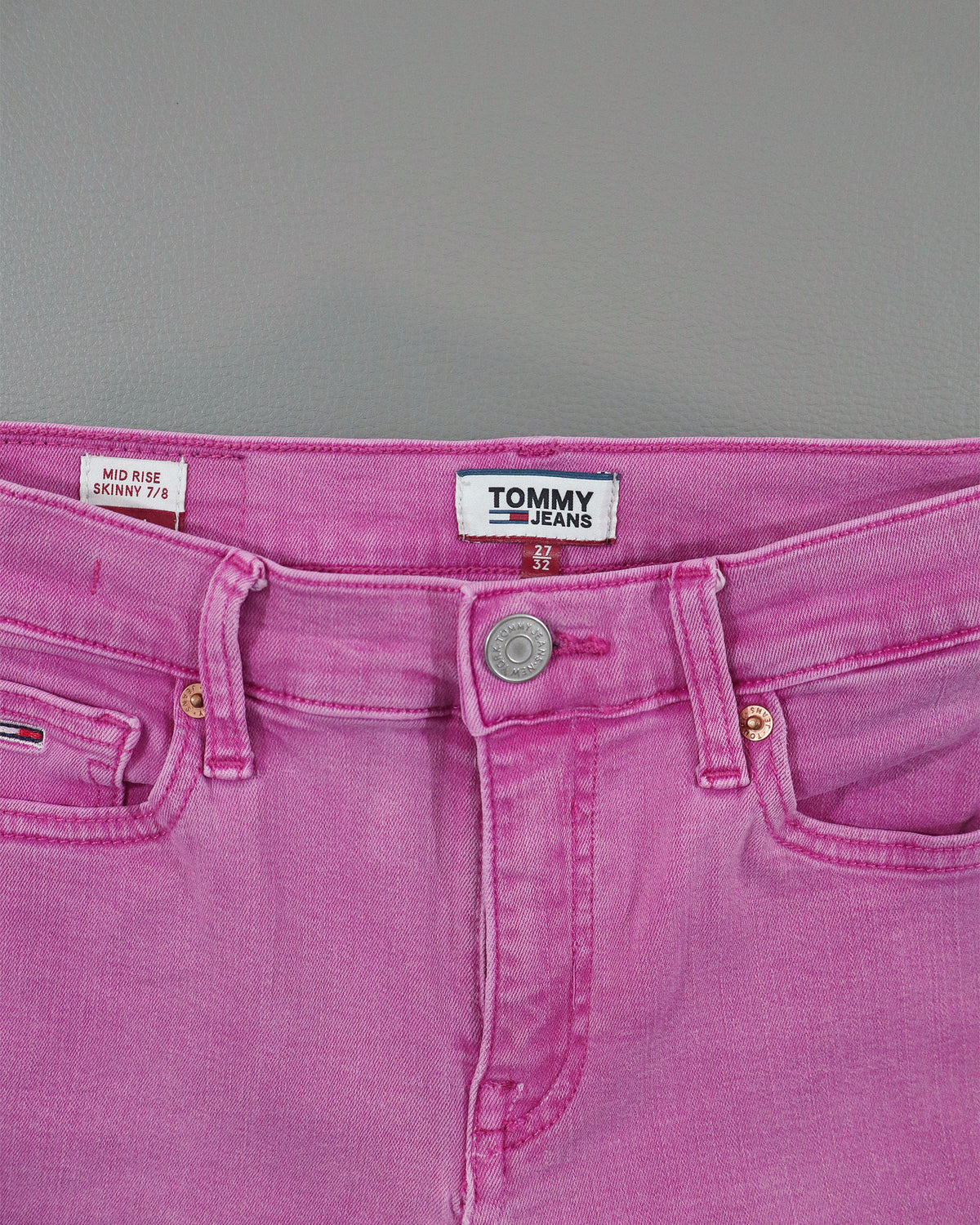 Tommy Hilfiger ženske farmerke – XS