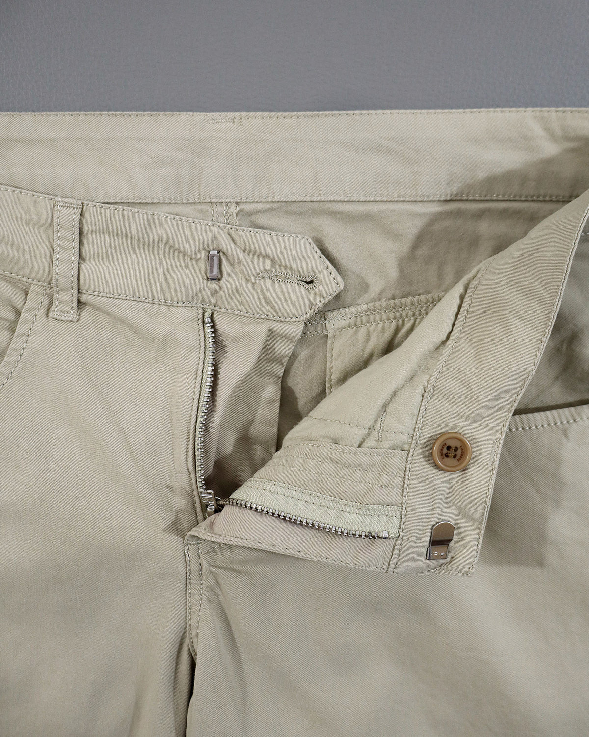 Lacoste ženske pantalone – 38