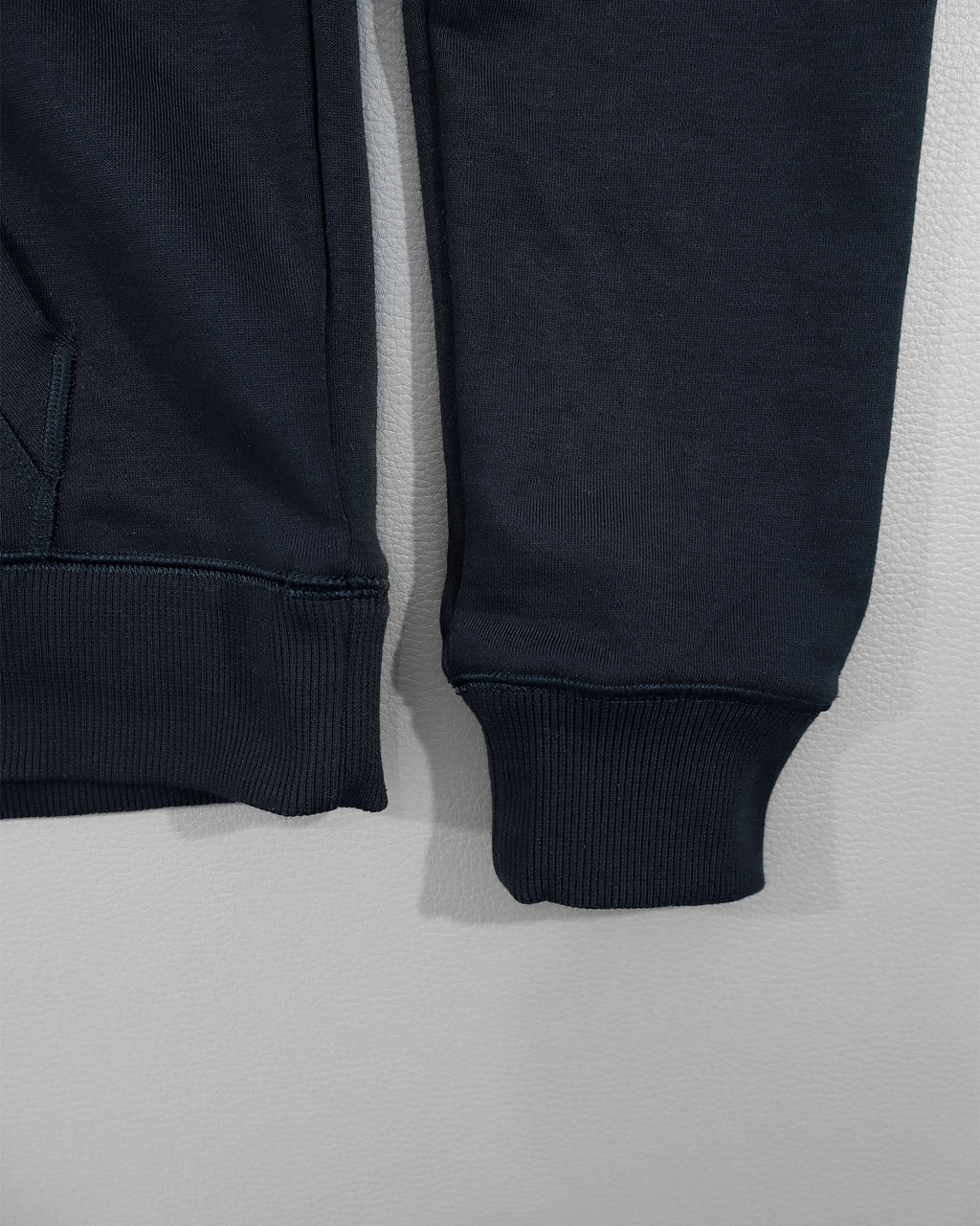 Calvin Klein ženski duks – XS (kao S)