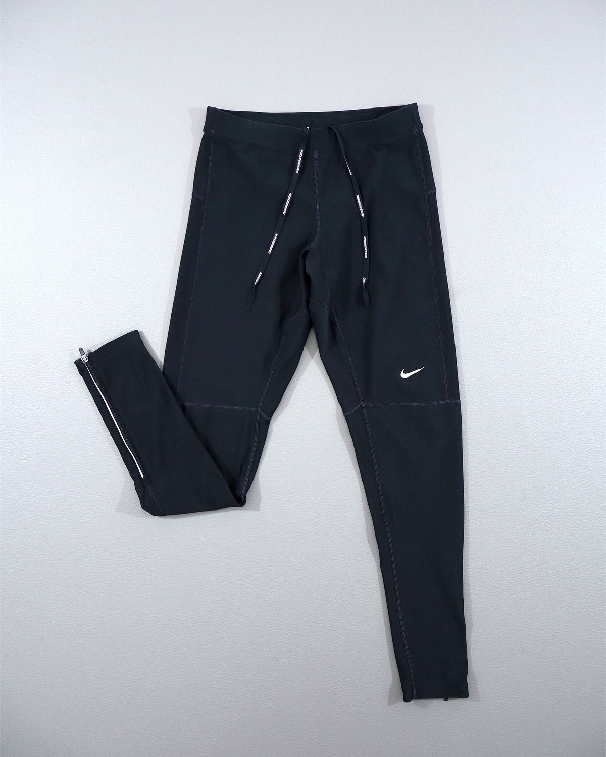 Nike Dri-FIT ženske sportske pantalone – S