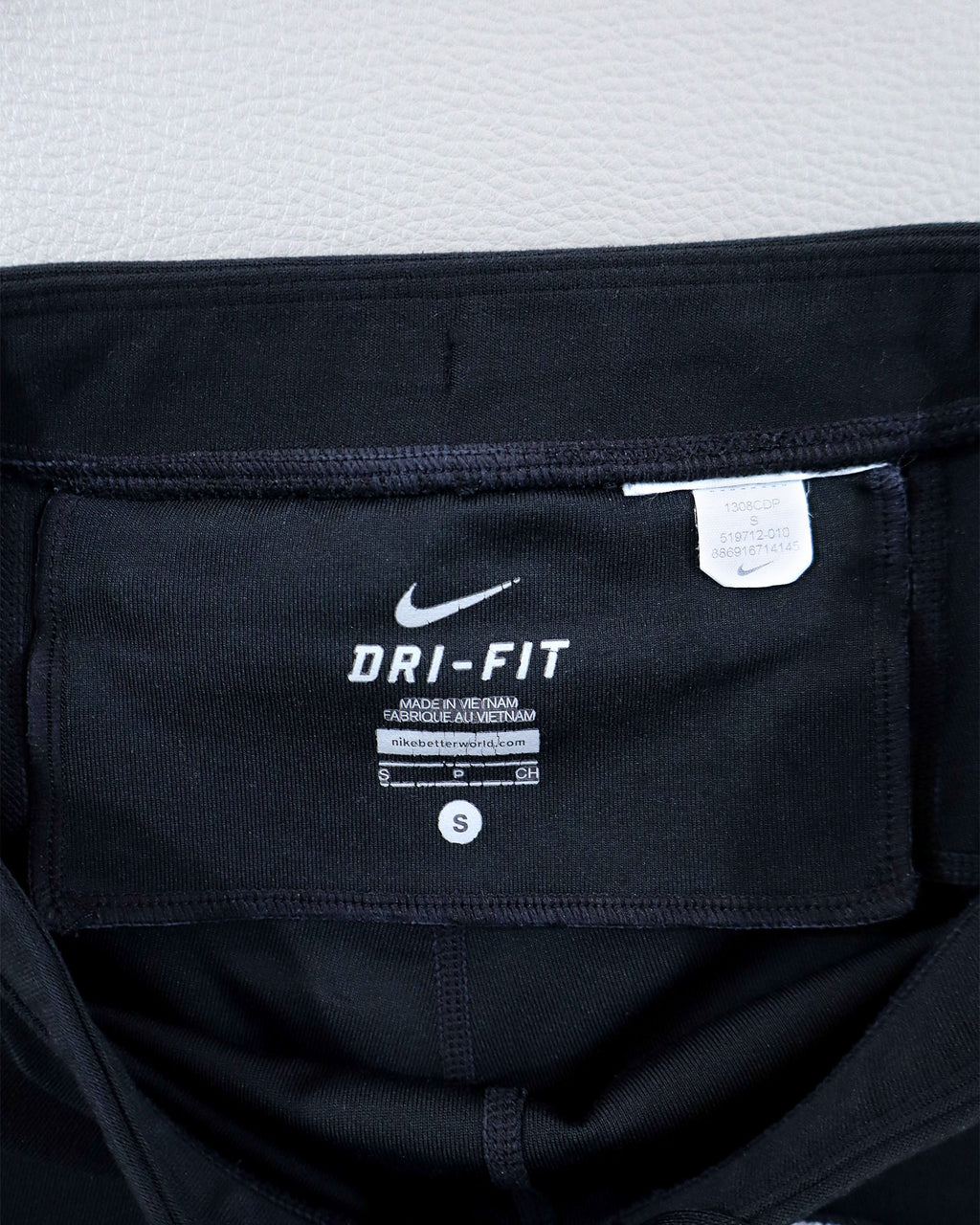 Nike Dri-FIT ženske sportske pantalone – S