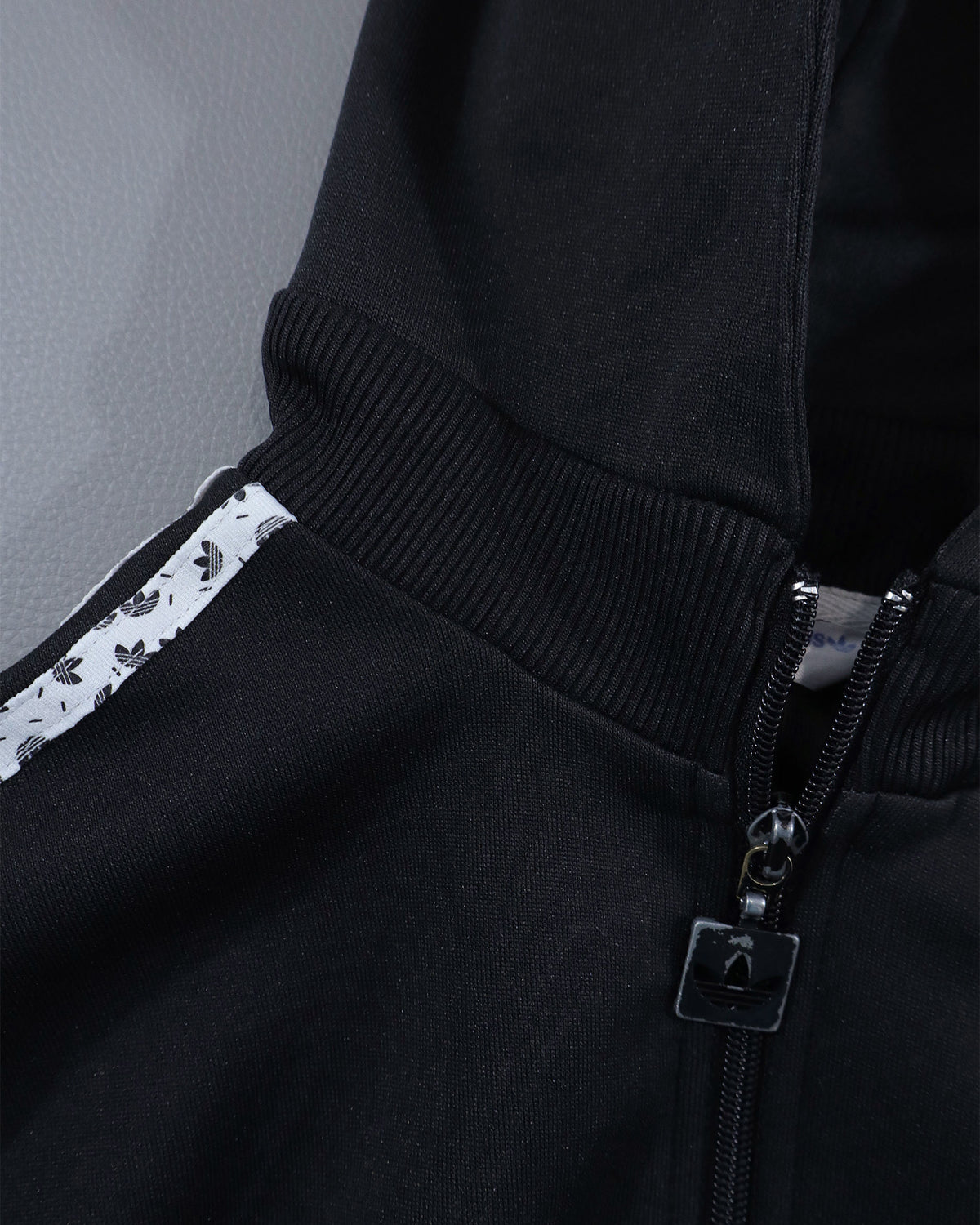 Adidas ženski duks sa kapuljačom – S (XS)