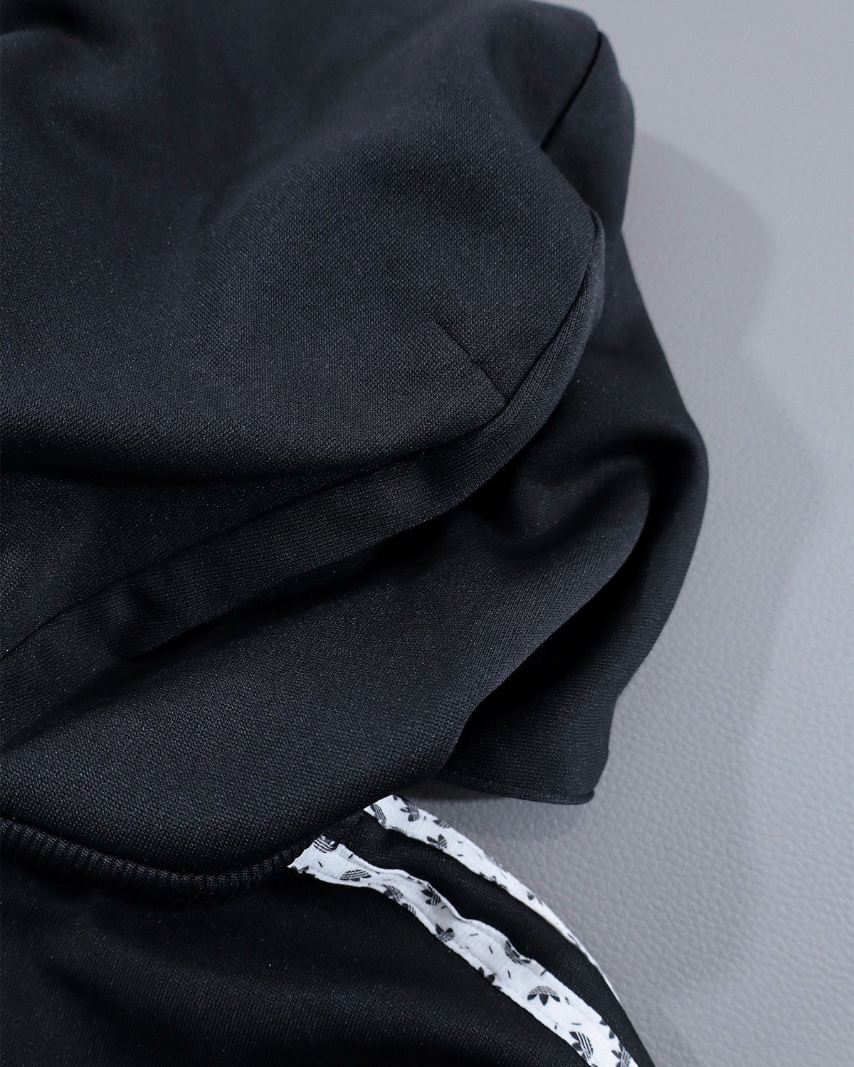 Adidas ženski duks sa kapuljačom – S (XS)