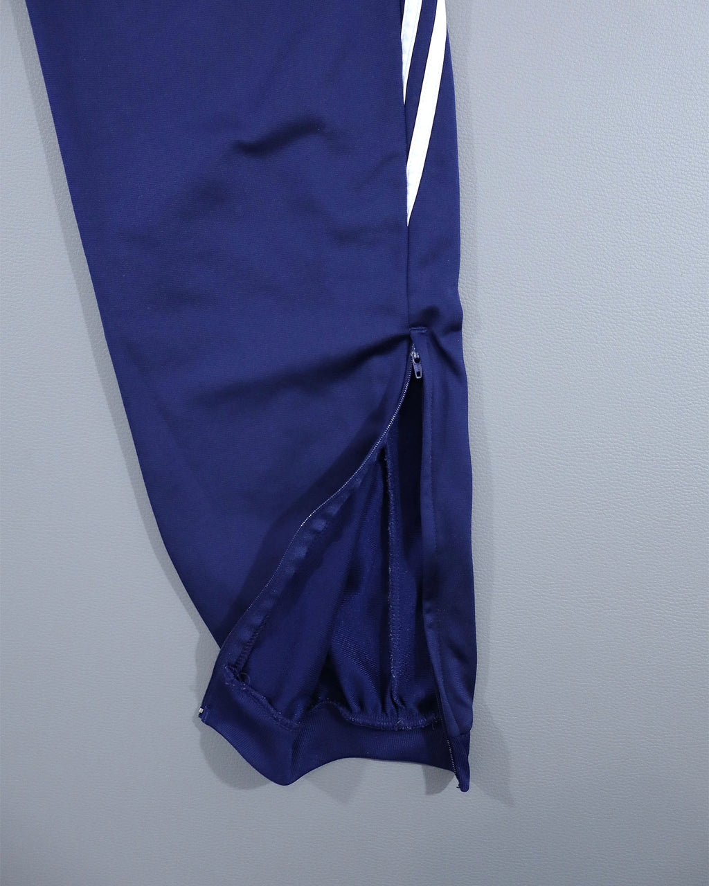 Adidas muške sportske pantalone – S / ženski M