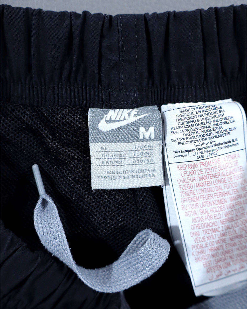 Nike muške sportske pantalone – M