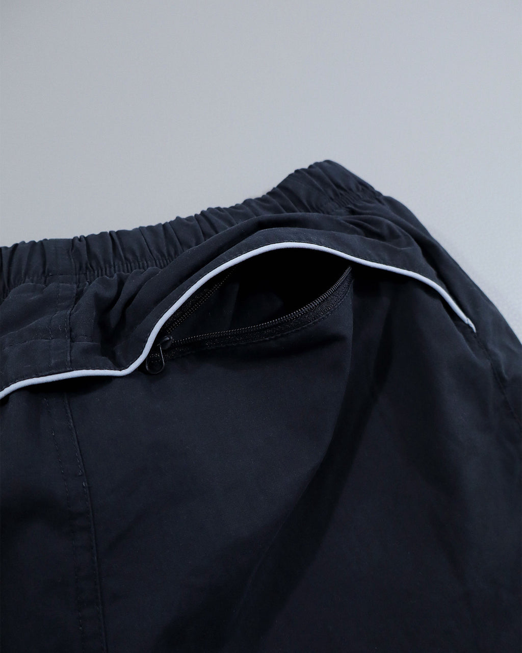 Nike muške sportske pantalone – M