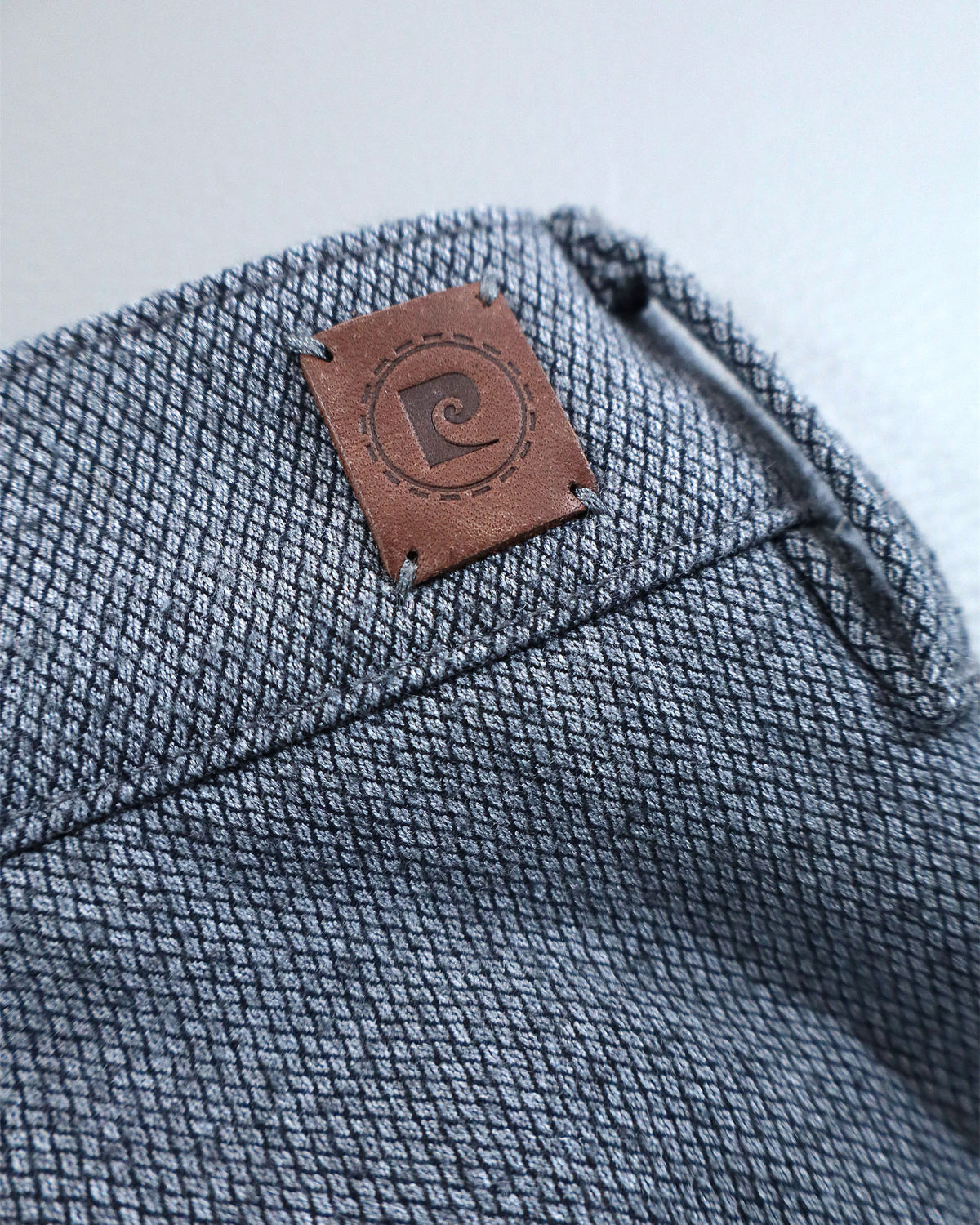 Pierre Cardin ženske chino pantalone – W33/L36 (L)
